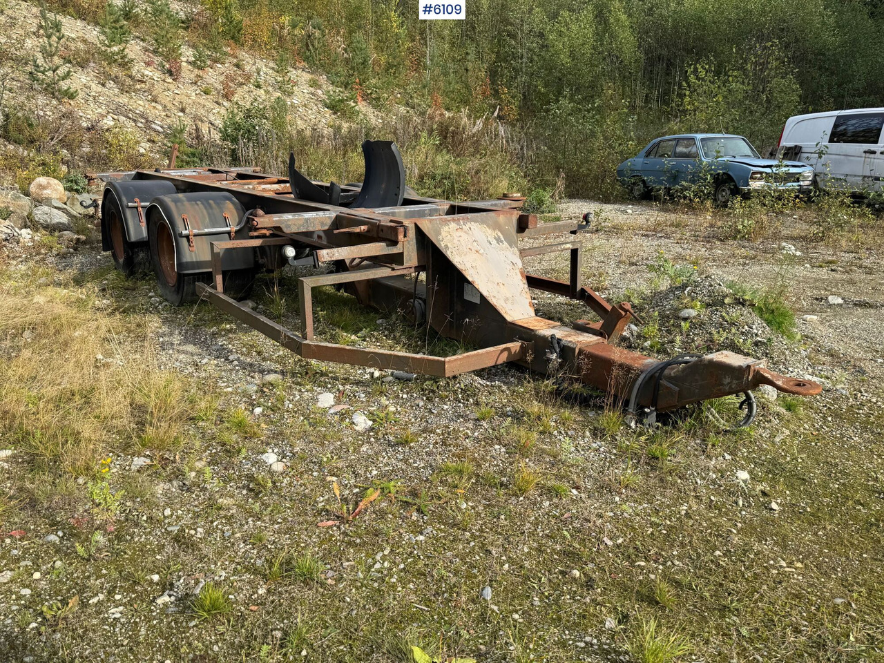 2002 Istrail container trailer. Repair object. - مقطورة بلودر منخفض: صورة 1 2002 Istrail container trailer. Repair object. - مقطورة بلودر منخفض: صورة 1