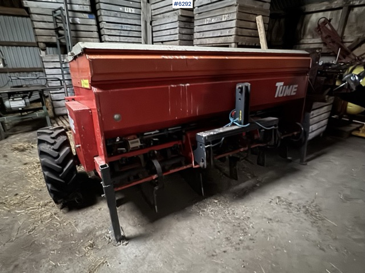 2003 Tume KL 2500 Combination Seed Drill - آلة بذر الحصاد: صورة 5 2003 Tume KL 2500 Combination Seed Drill - آلة بذر الحصاد: صورة 5