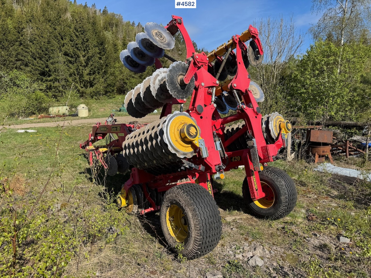 2005 Väderstad Carrier CR420 - معدات حرث التربة: صورة 5 2005 Väderstad Carrier CR420 - معدات حرث التربة: صورة 5