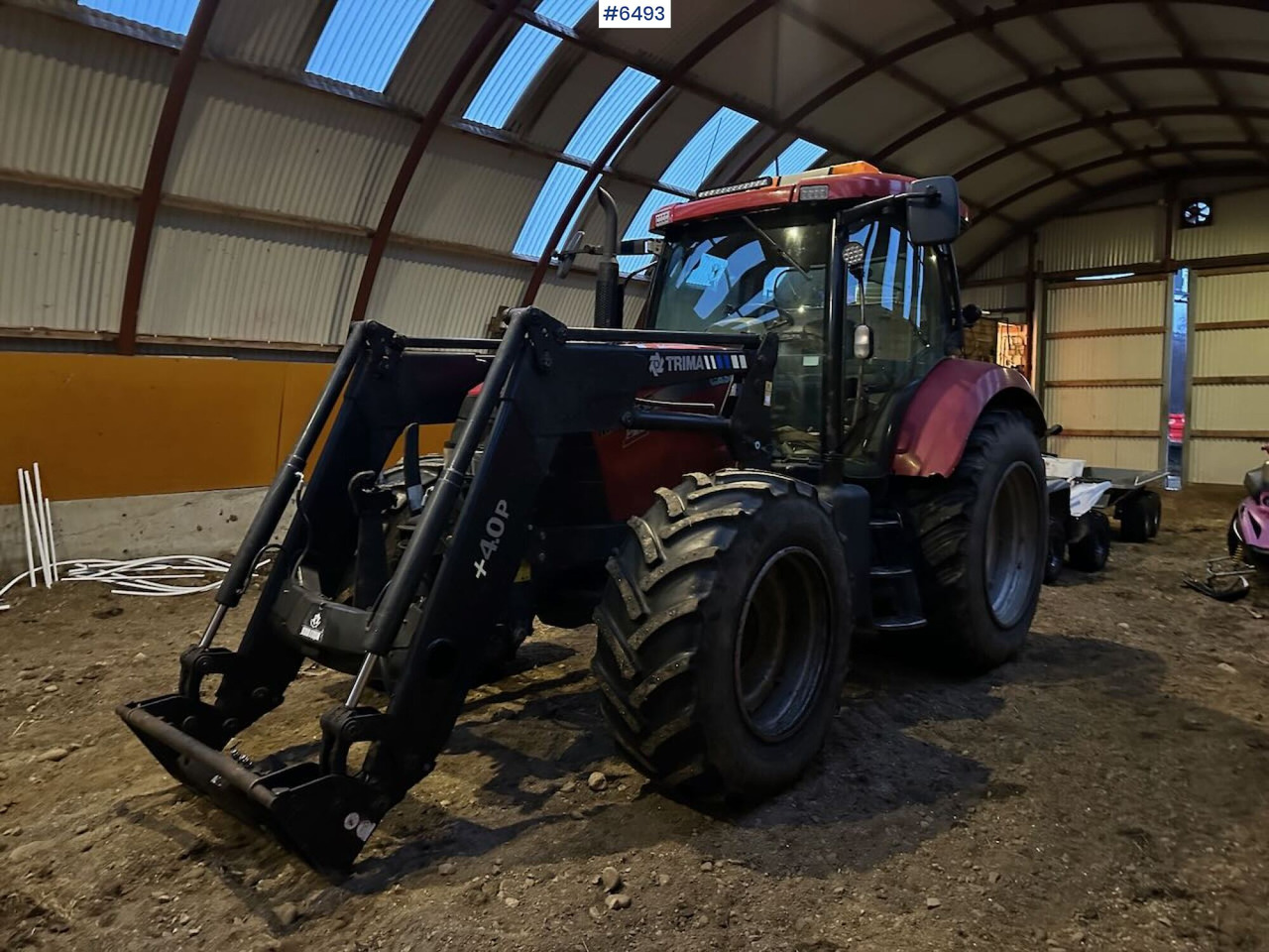 2007 CASE IH MXU 135 Pro 4x4 tractor w/ front loader. - جرار: صورة 2 2007 CASE IH MXU 135 Pro 4x4 tractor w/ front loader. - جرار: صورة 2