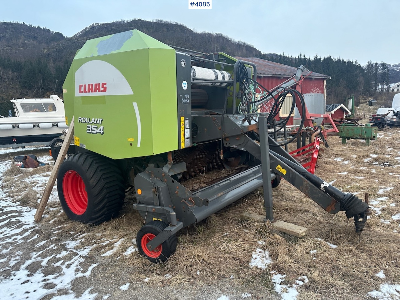 2008 Claas Rollant 354 Rotocut round baler. small repair object - ماكينات نشر التبن: صورة 1 2008 Claas Rollant 354 Rotocut round baler. small repair object - ماكينات نشر التبن: صورة 1