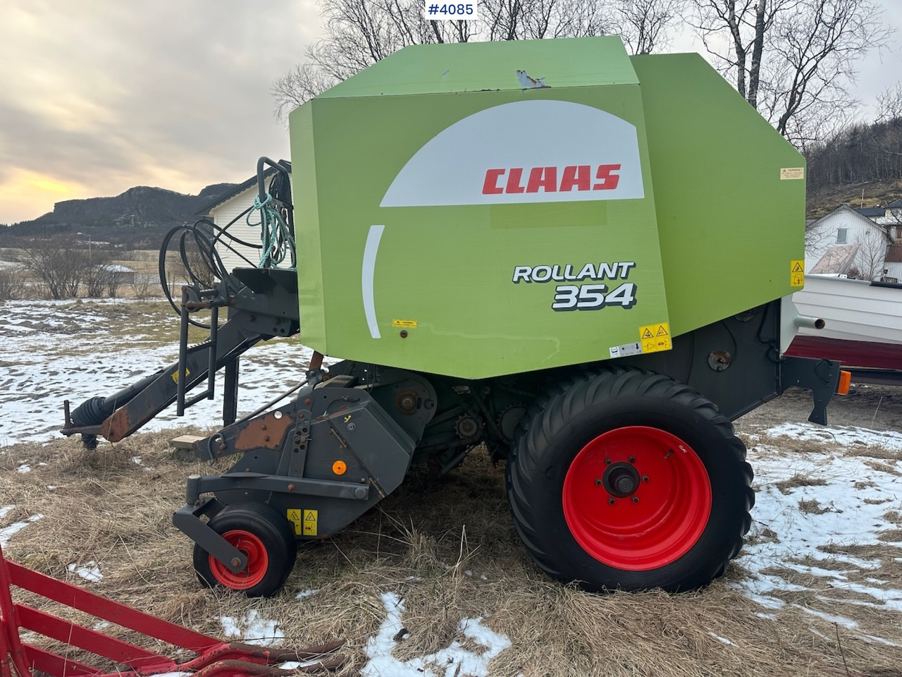 2008 Claas Rollant 354 Rotocut round baler. small repair object - ماكينات نشر التبن: صورة 5 2008 Claas Rollant 354 Rotocut round baler. small repair object - ماكينات نشر التبن: صورة 5