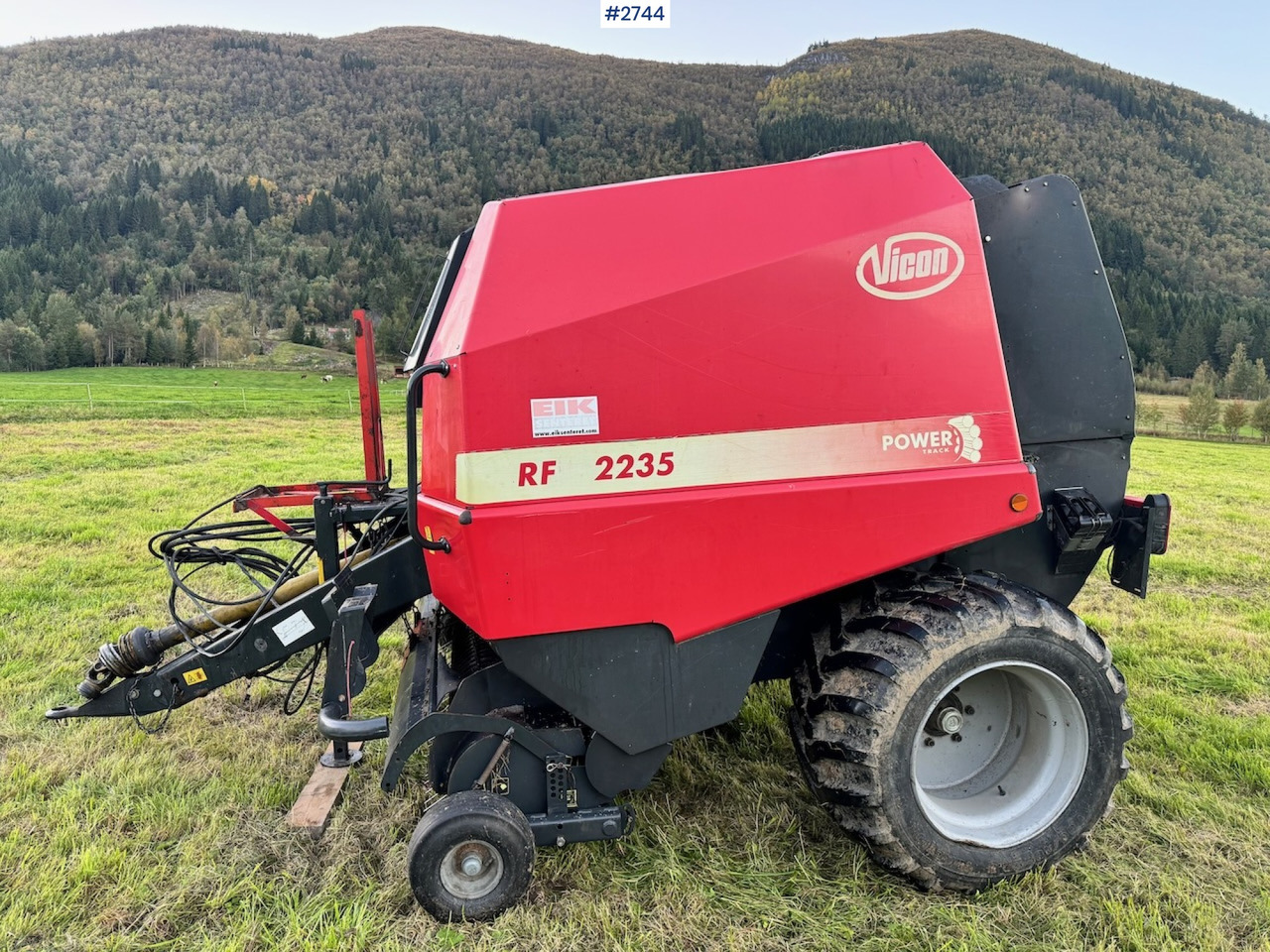 2008 Vicon RF 2235 Single press - ماكينات نشر التبن: صورة 5 2008 Vicon RF 2235 Single press - ماكينات نشر التبن: صورة 5