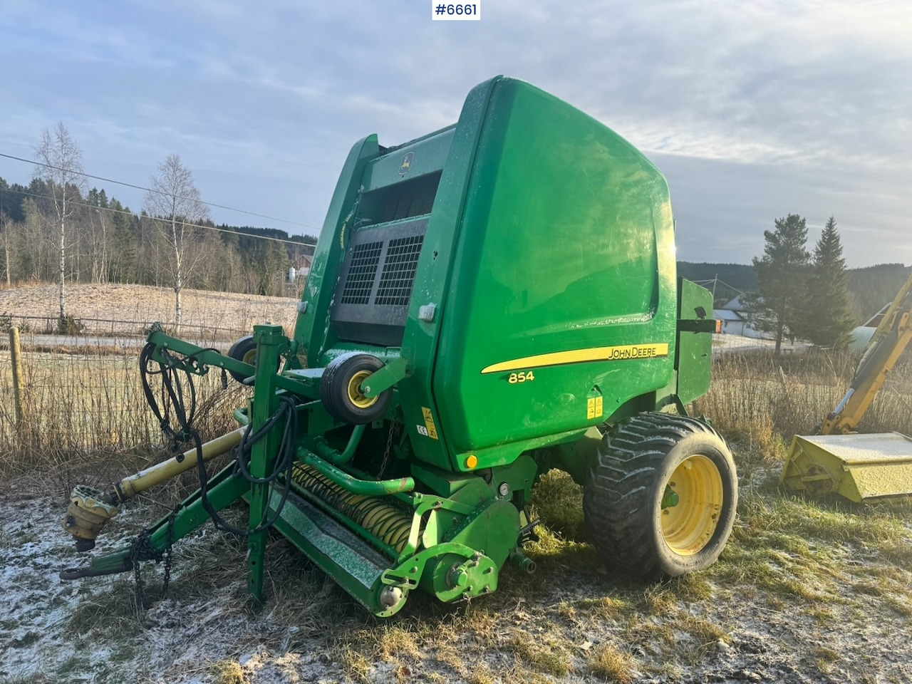 2009 John Deere 854 Round Baler - ماكينات نشر التبن: صورة 2 2009 John Deere 854 Round Baler - ماكينات نشر التبن: صورة 2