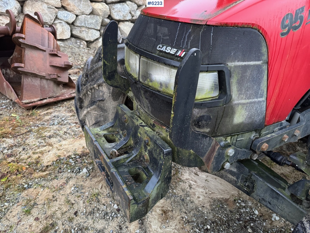 2010 Case IH JXU 95 w/ front loader. - جرار: صورة 5 2010 Case IH JXU 95 w/ front loader. - جرار: صورة 5