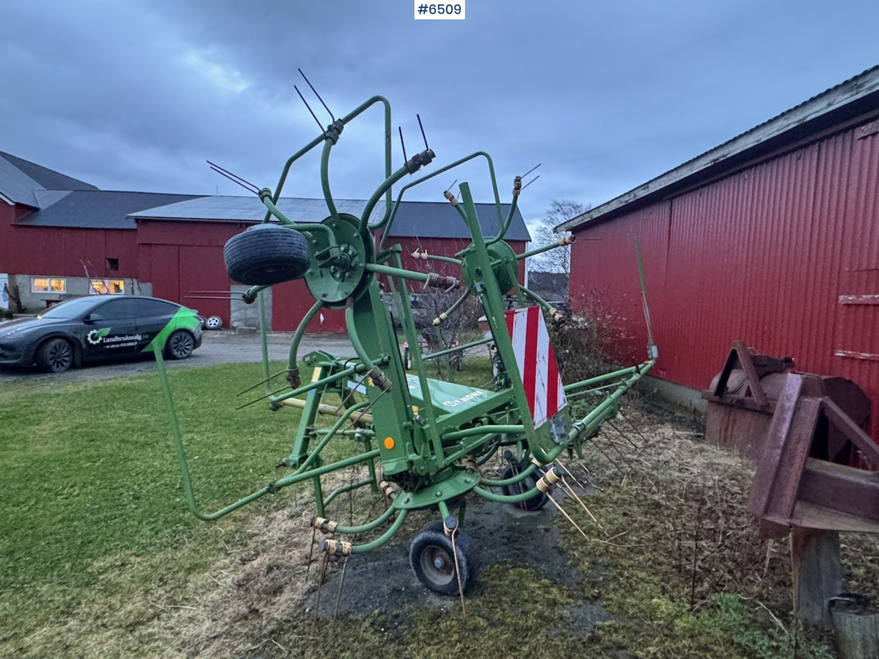 2011 Krone KW 5.52 tedder - ماكينات نشر التبن: صورة 3 2011 Krone KW 5.52 tedder - ماكينات نشر التبن: صورة 3