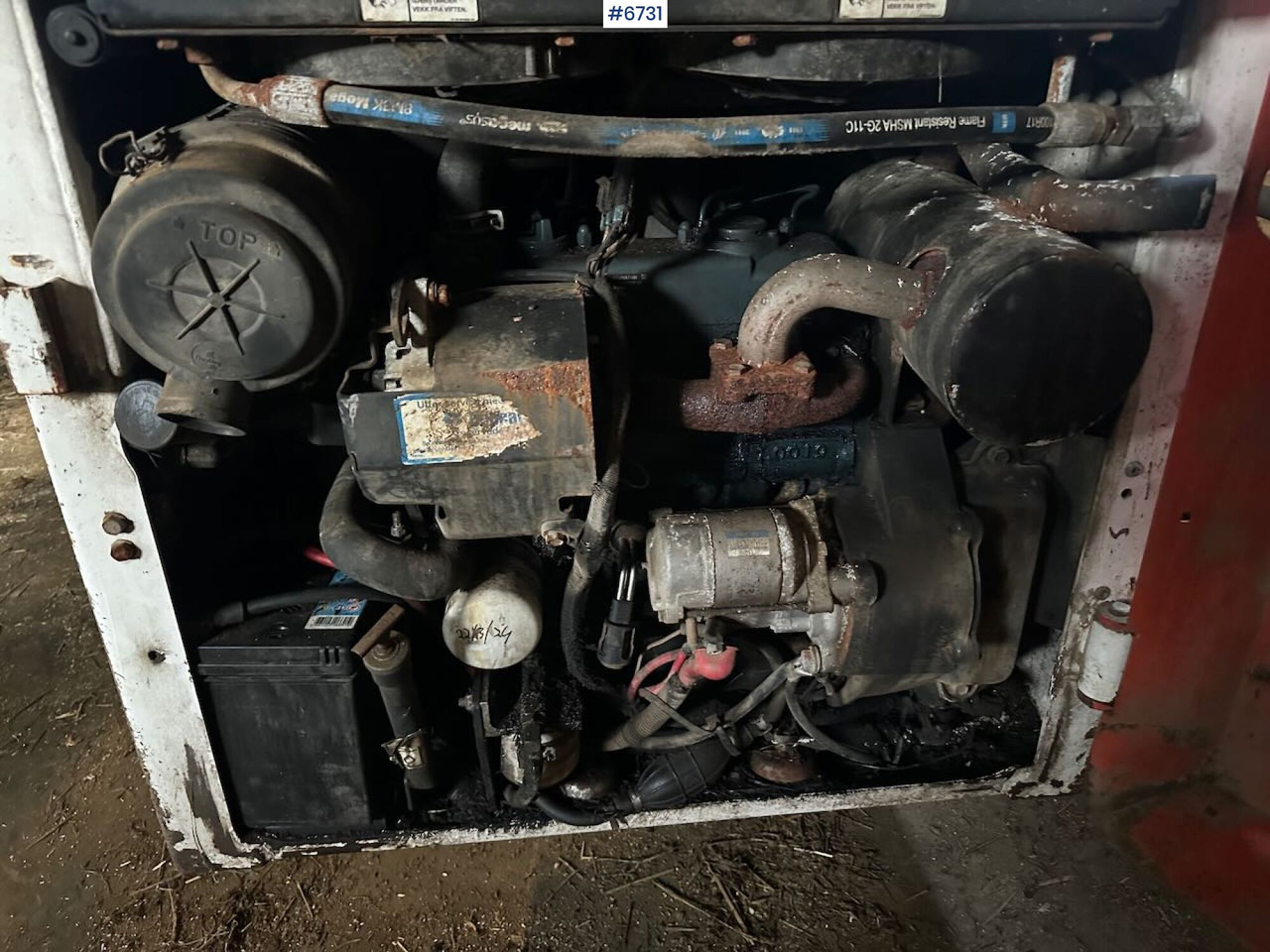 2012 Bobcat S70 Mini loader w/ pallet forks and demolition bucket. - لودر مفصلي صغير: صورة 5 2012 Bobcat S70 Mini loader w/ pallet forks and demolition bucket. - لودر مفصلي صغير: صورة 5