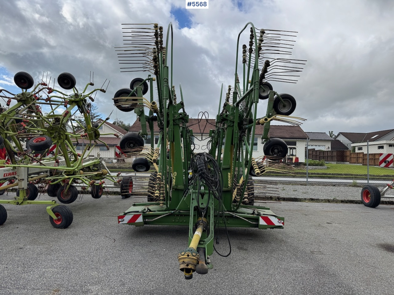 2013 Krone Sawdro 1400 Plus - ماكينات نشر التبن: صورة 3 2013 Krone Sawdro 1400 Plus - ماكينات نشر التبن: صورة 3