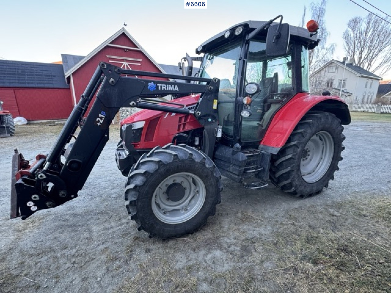 2013 Massey Ferguson 5610 Dyna-4 with front loader. SEE VIDEO! - جرار: صورة 1 2013 Massey Ferguson 5610 Dyna-4 with front loader. SEE VIDEO! - جرار: صورة 1
