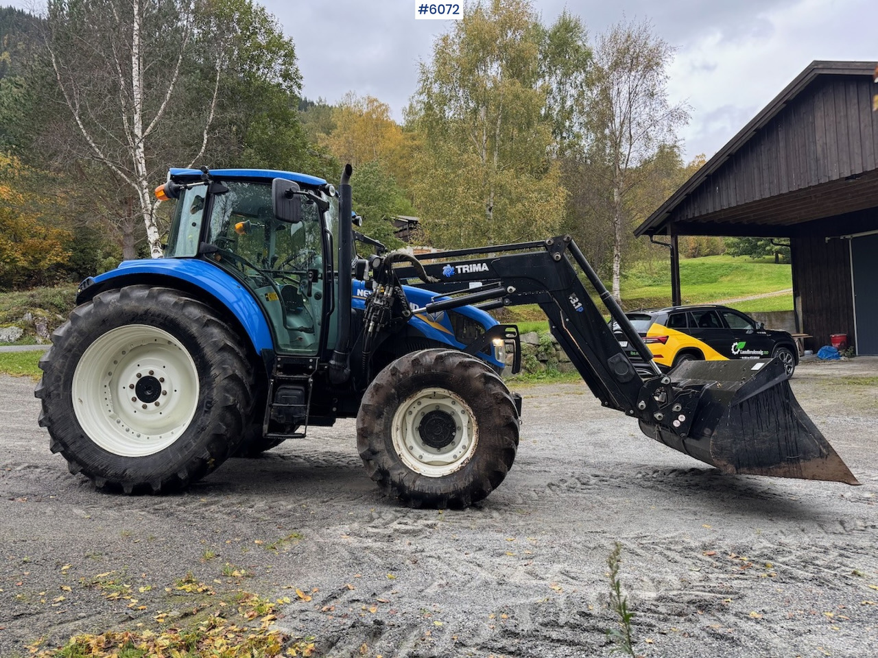 2013 New Holland T5.115 w/ front loader. - جرار: صورة 2 2013 New Holland T5.115 w/ front loader. - جرار: صورة 2