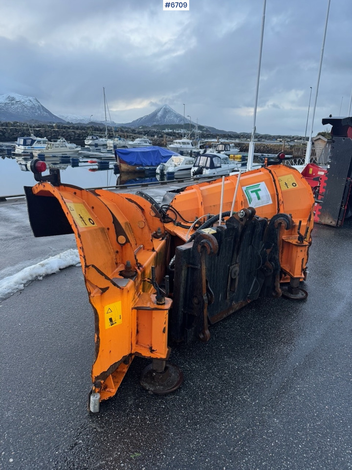 2013 Tellefsdal V90 V-Plog - سيارة خدمات/ سيارة خاصة: صورة 1 2013 Tellefsdal V90 V-Plog - سيارة خدمات/ سيارة خاصة: صورة 1