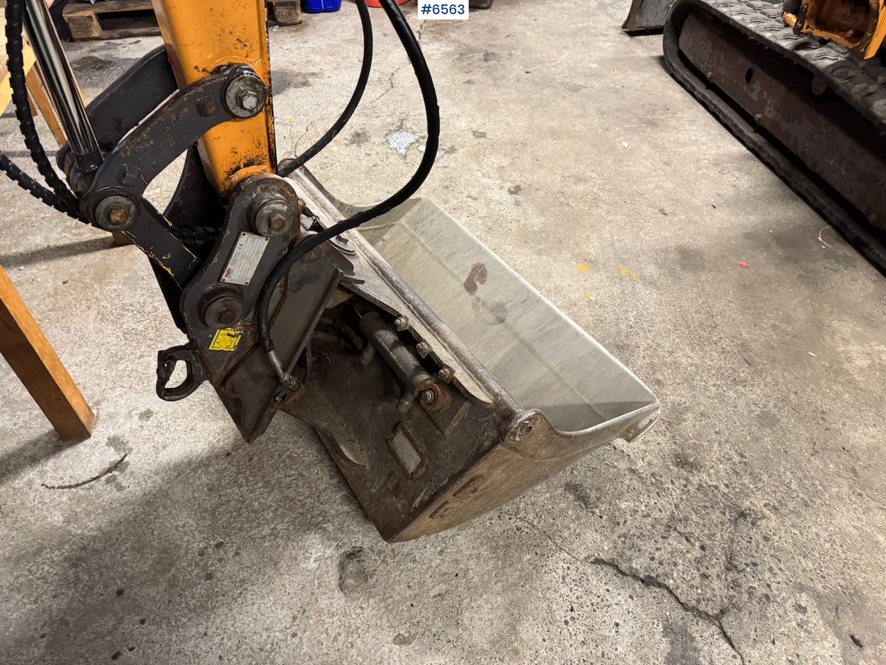 حفّار 2014 Case CX 30B S2 ZTS w/ 3 buckets, grapple and trailer.: صورة 7 حفّار 2014 Case CX 30B S2 ZTS w/ 3 buckets, grapple and trailer.: صورة 7