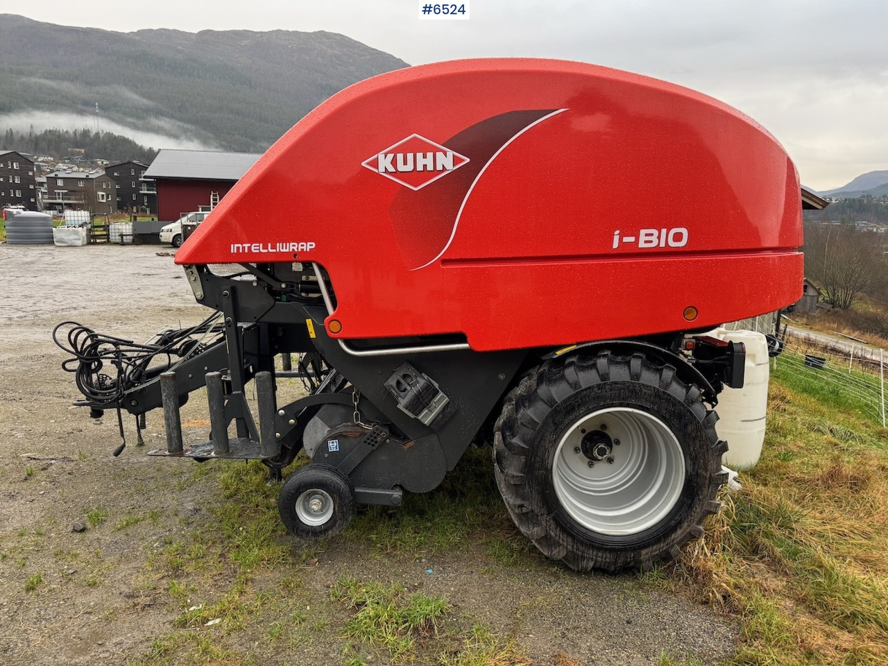 2014 Kuhn i-Bio Intelliwrap. - ماكينات نشر التبن: صورة 1 2014 Kuhn i-Bio Intelliwrap. - ماكينات نشر التبن: صورة 1
