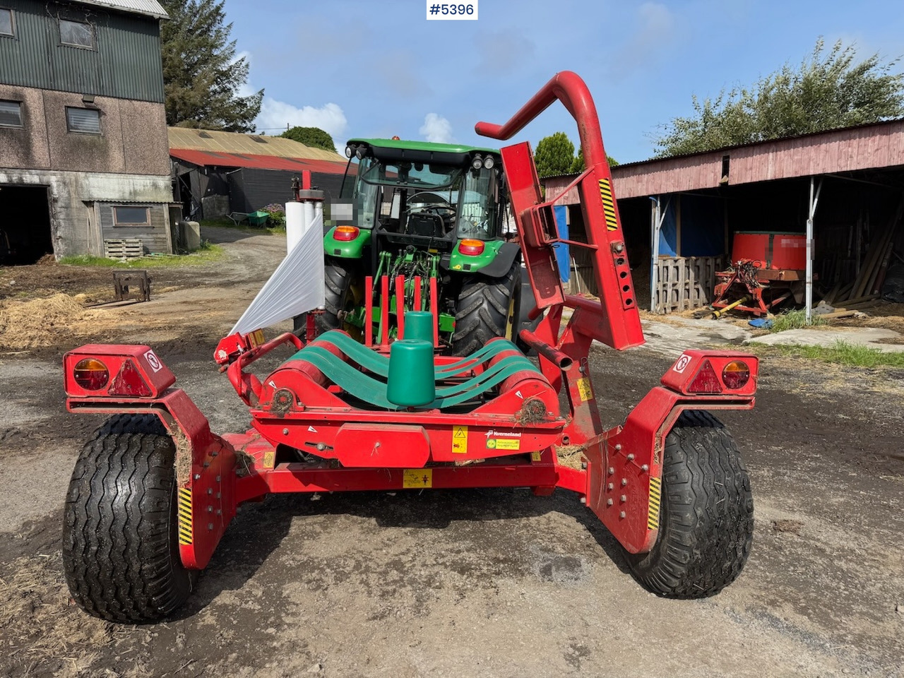 2016 Kverneland 7740 J round bale wrapper - ماكينات نشر التبن: صورة 5 2016 Kverneland 7740 J round bale wrapper - ماكينات نشر التبن: صورة 5