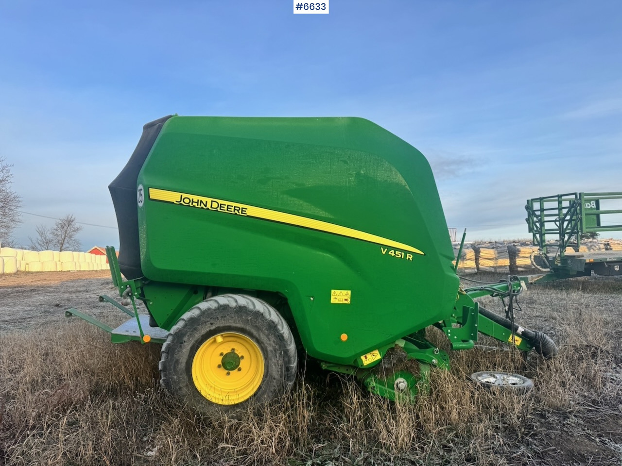 2018 John Deere V451R Round baler - ماكينات نشر التبن: صورة 3 2018 John Deere V451R Round baler - ماكينات نشر التبن: صورة 3