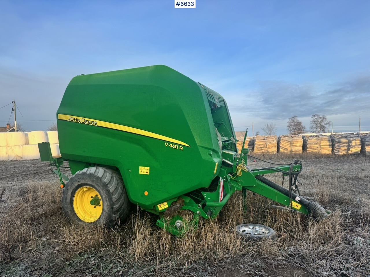 2018 John Deere V451R Round baler - ماكينات نشر التبن: صورة 2 2018 John Deere V451R Round baler - ماكينات نشر التبن: صورة 2