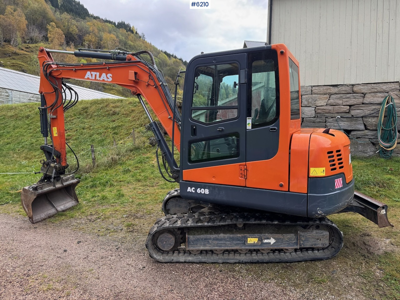 2019 Atlas AC 60B with 3 buckets, grapple, and spike. Low hours!! - حفّار: صورة 2 2019 Atlas AC 60B with 3 buckets, grapple, and spike. Low hours!! - حفّار: صورة 2