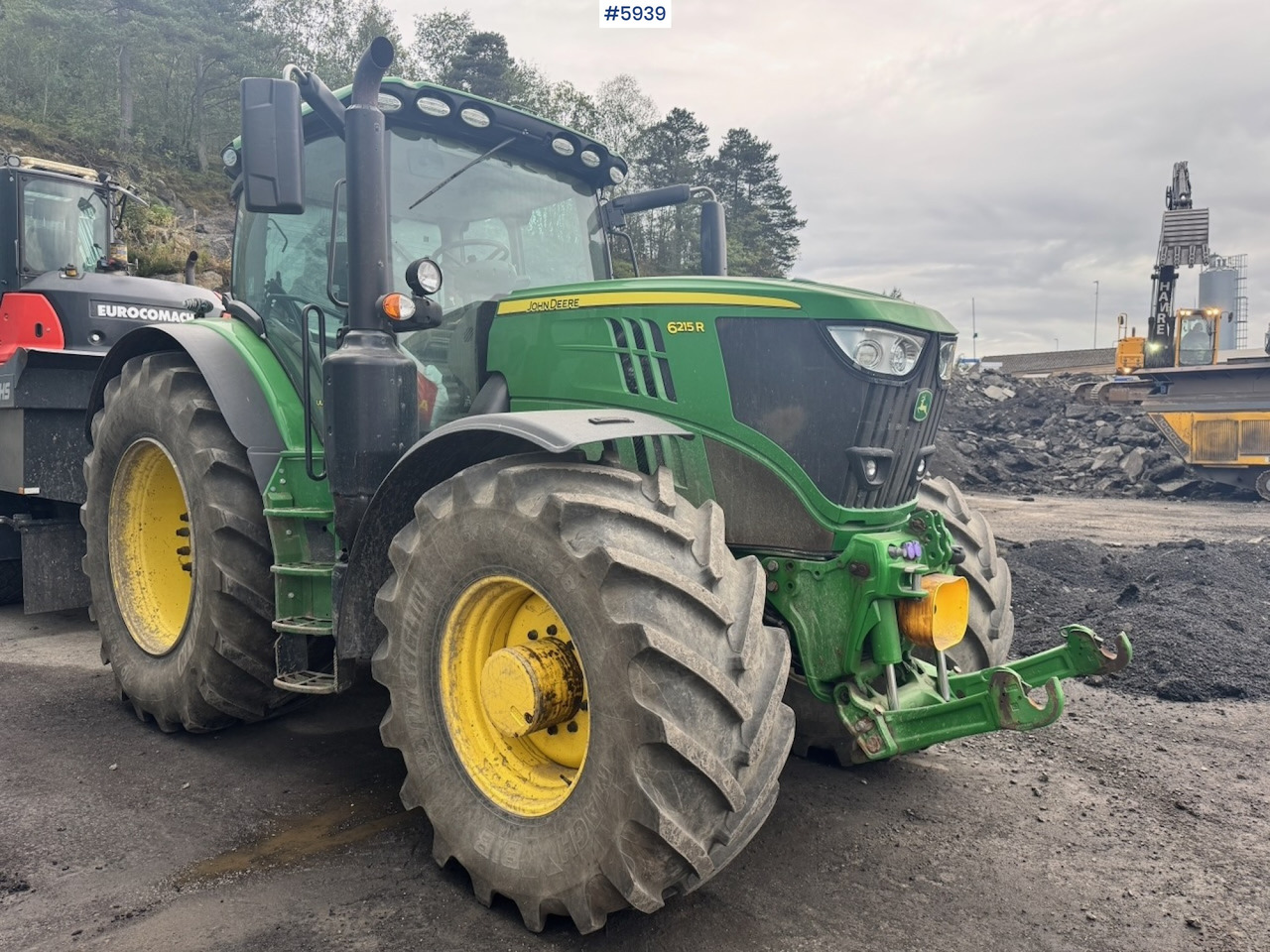 جرار 2020 John Deere 6215R w/ Front PTO and hydraulics. 2 sets of tires.: صورة 7