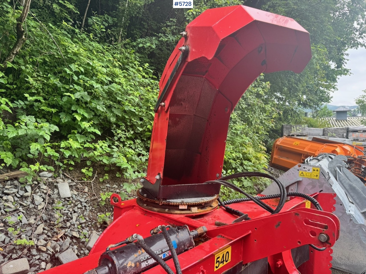 2022 Globus GTF 250-19 Snowblower - سيارة خدمات/ سيارة خاصة: صورة 5 2022 Globus GTF 250-19 Snowblower - سيارة خدمات/ سيارة خاصة: صورة 5