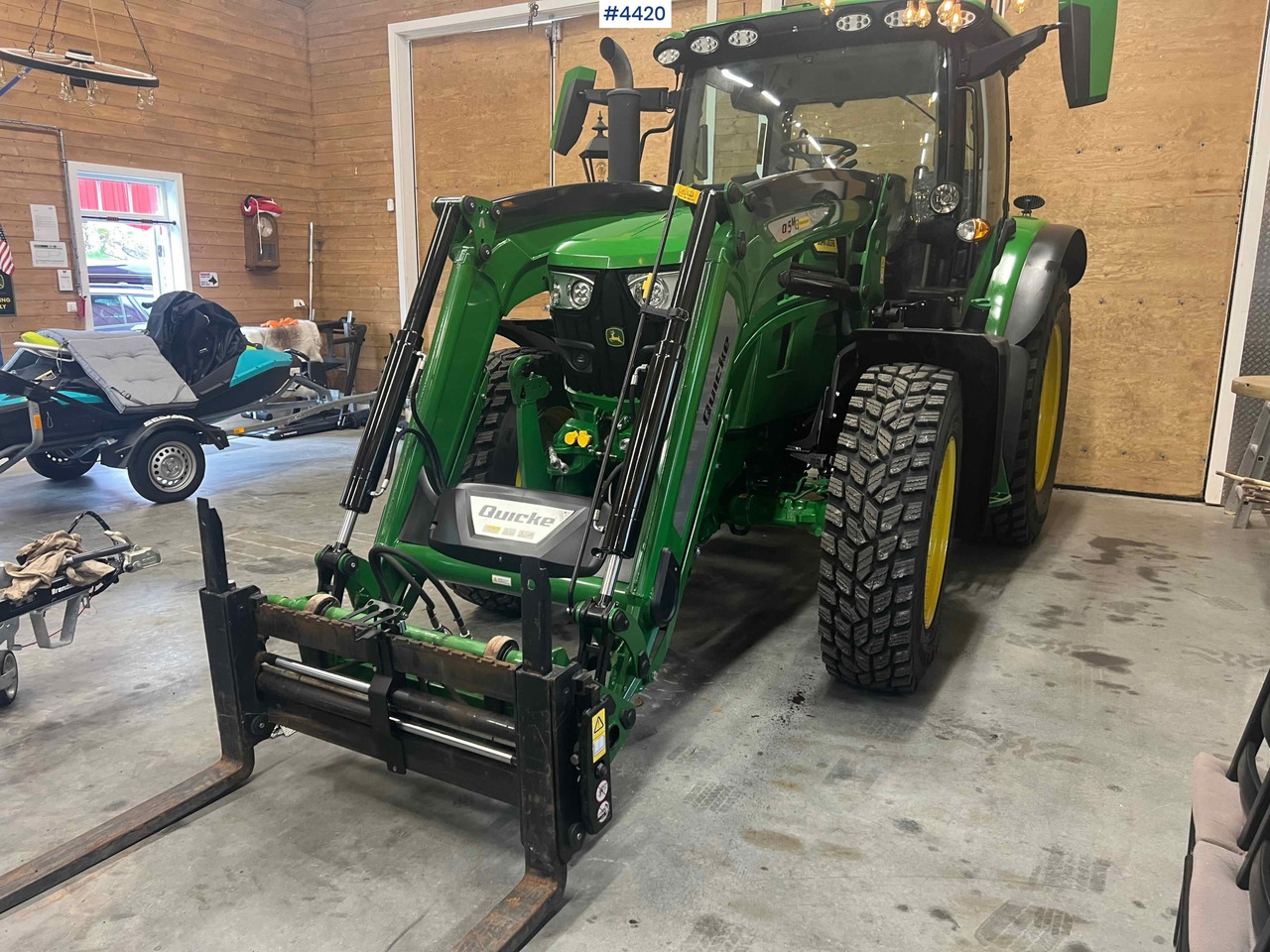 2024 John Deere 6150R w/ Quicke Front Loader & Bucket - جرار: صورة 1 2024 John Deere 6150R w/ Quicke Front Loader & Bucket - جرار: صورة 1