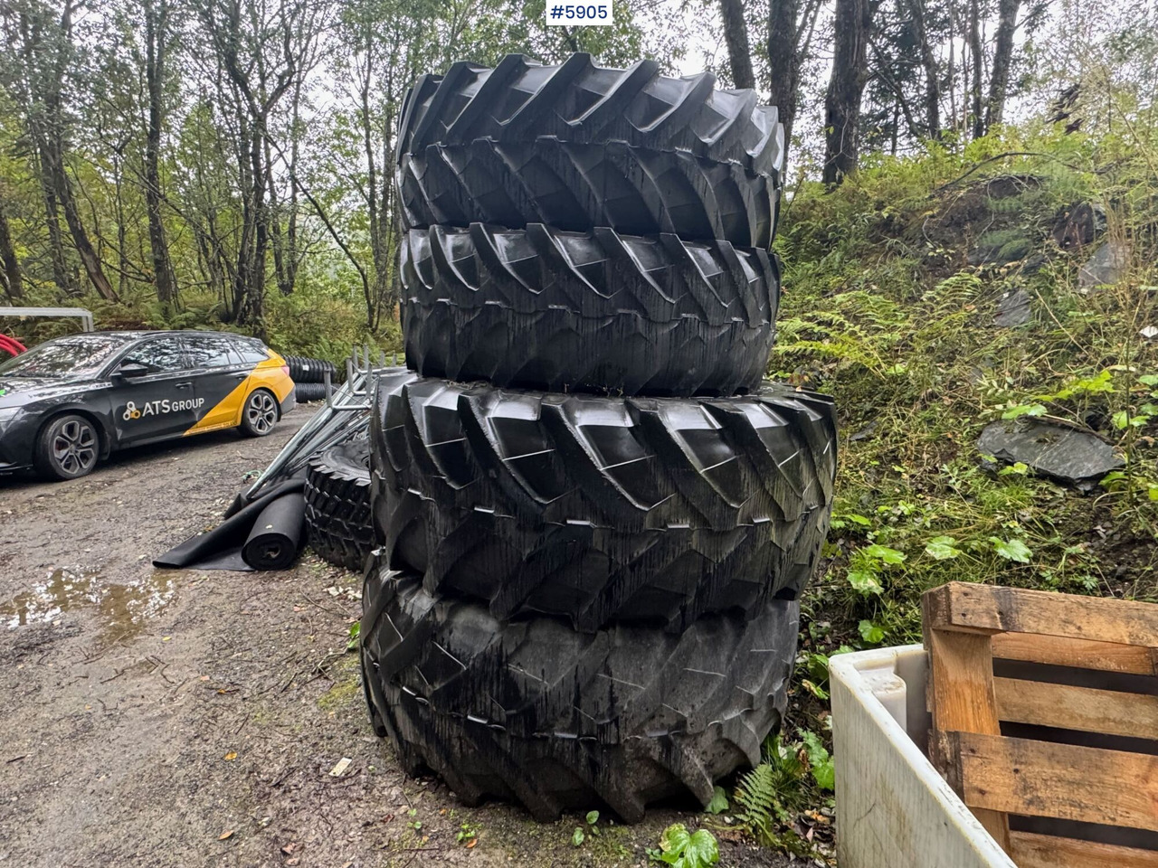 8 pcs Nokian TRI 2 tires. 4 pcs on rims! - عجلات - آلات الإنشاء: صورة 3 8 pcs Nokian TRI 2 tires. 4 pcs on rims! - عجلات - آلات الإنشاء: صورة 3