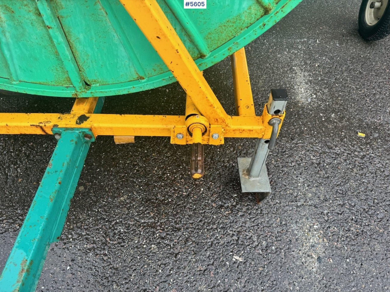 رشاش Bording 1T Watering Wagon: صورة 7 رشاش Bording 1T Watering Wagon: صورة 7