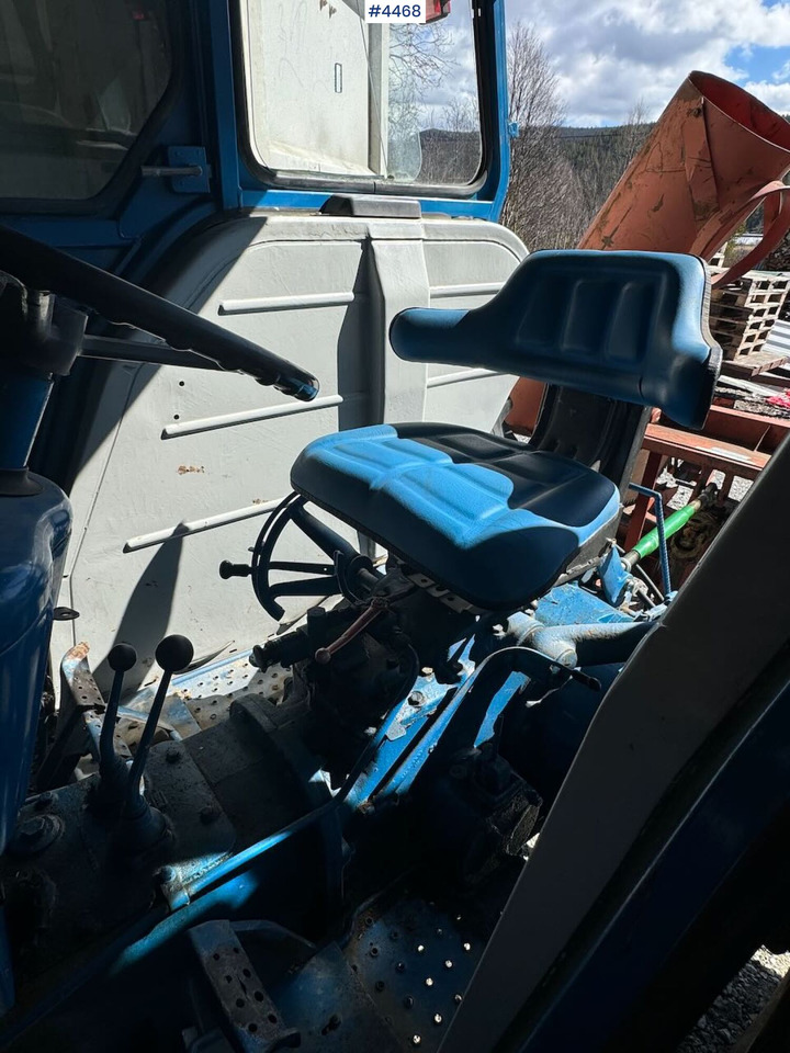 جرار Ford 4000 4x2 - approx. 1970 model: صورة 14