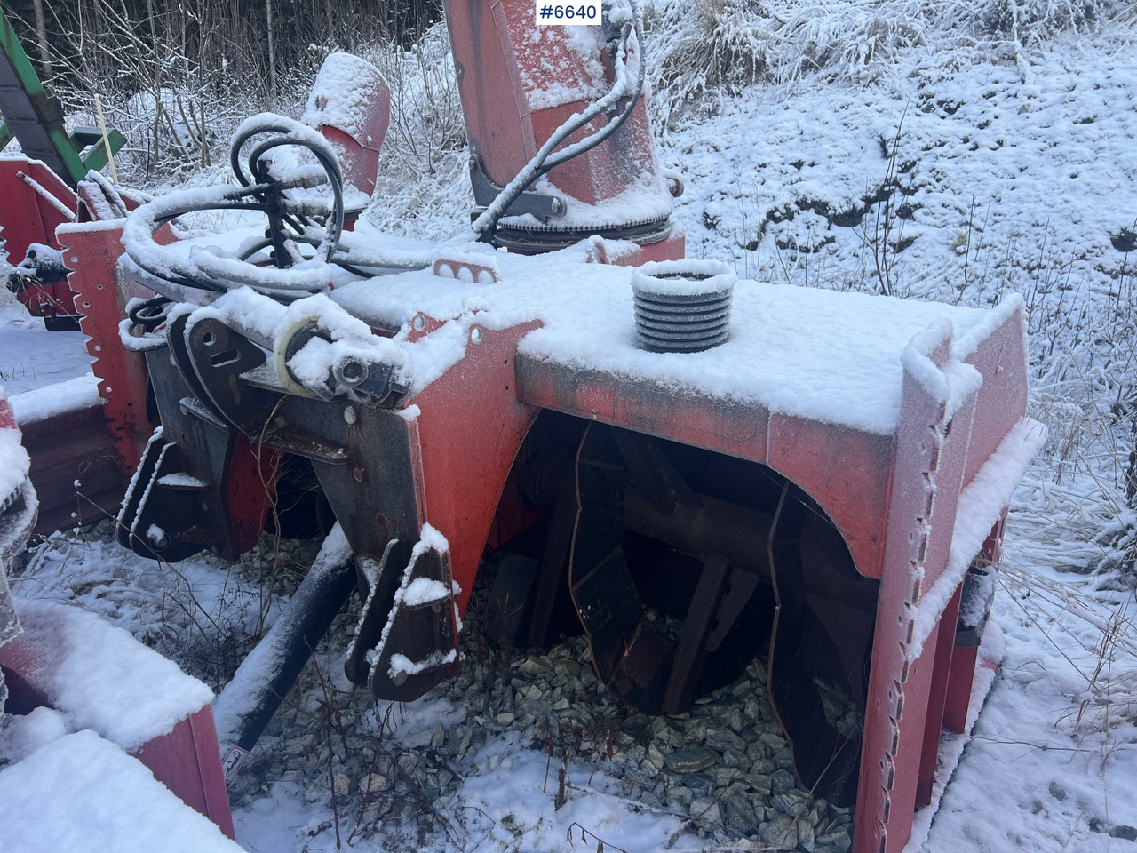 Globus snow blower for tractor - سيارة خدمات/ سيارة خاصة: صورة 3 Globus snow blower for tractor - سيارة خدمات/ سيارة خاصة: صورة 3