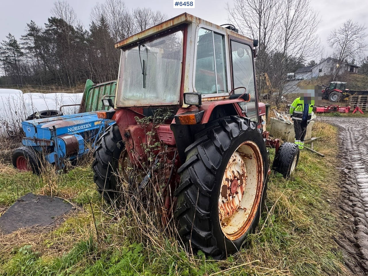 International 574 tractor - جرار: صورة 5 International 574 tractor - جرار: صورة 5