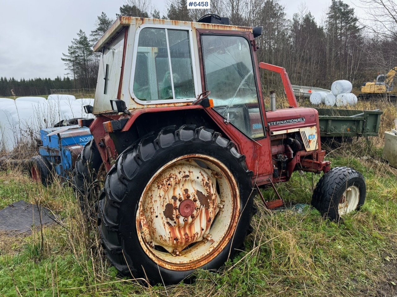 International 574 tractor - جرار: صورة 4 International 574 tractor - جرار: صورة 4