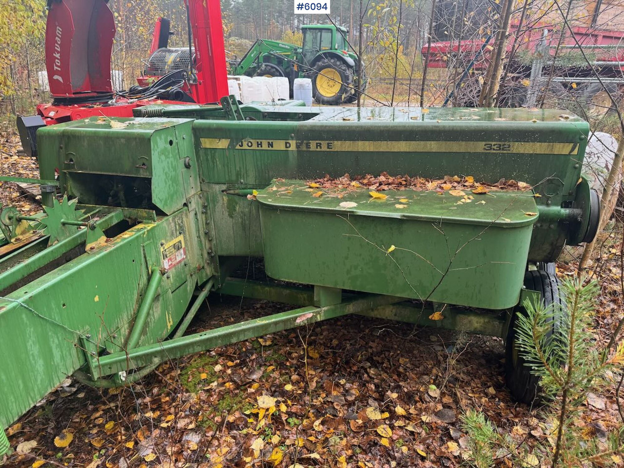 John Deere 332 - ماكينات نشر التبن: صورة 2 John Deere 332 - ماكينات نشر التبن: صورة 2