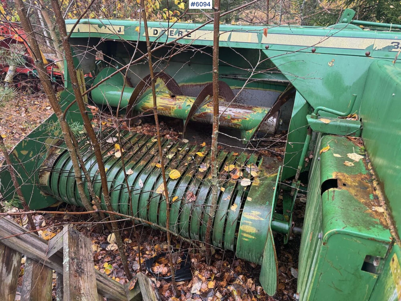 John Deere 332 - ماكينات نشر التبن: صورة 5 John Deere 332 - ماكينات نشر التبن: صورة 5