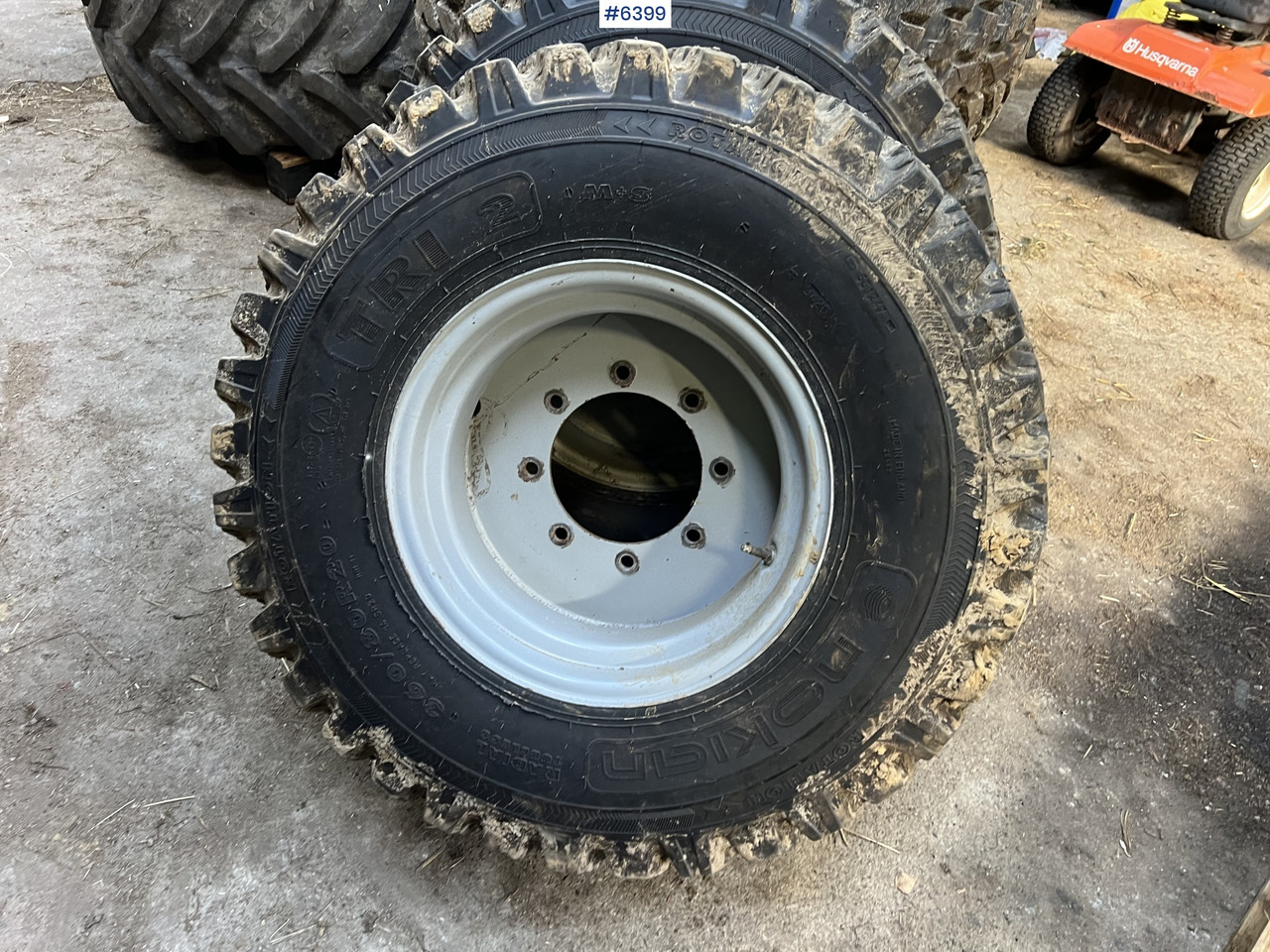 Nokian tri 2 studded tires for tractors - عجلات - آلات زراعية: صورة 3 Nokian tri 2 studded tires for tractors - عجلات - آلات زراعية: صورة 3