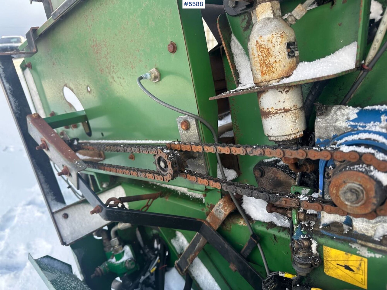 ماكينات نشر التبن Orkel GP 1260 round baler – repair project: صورة 19