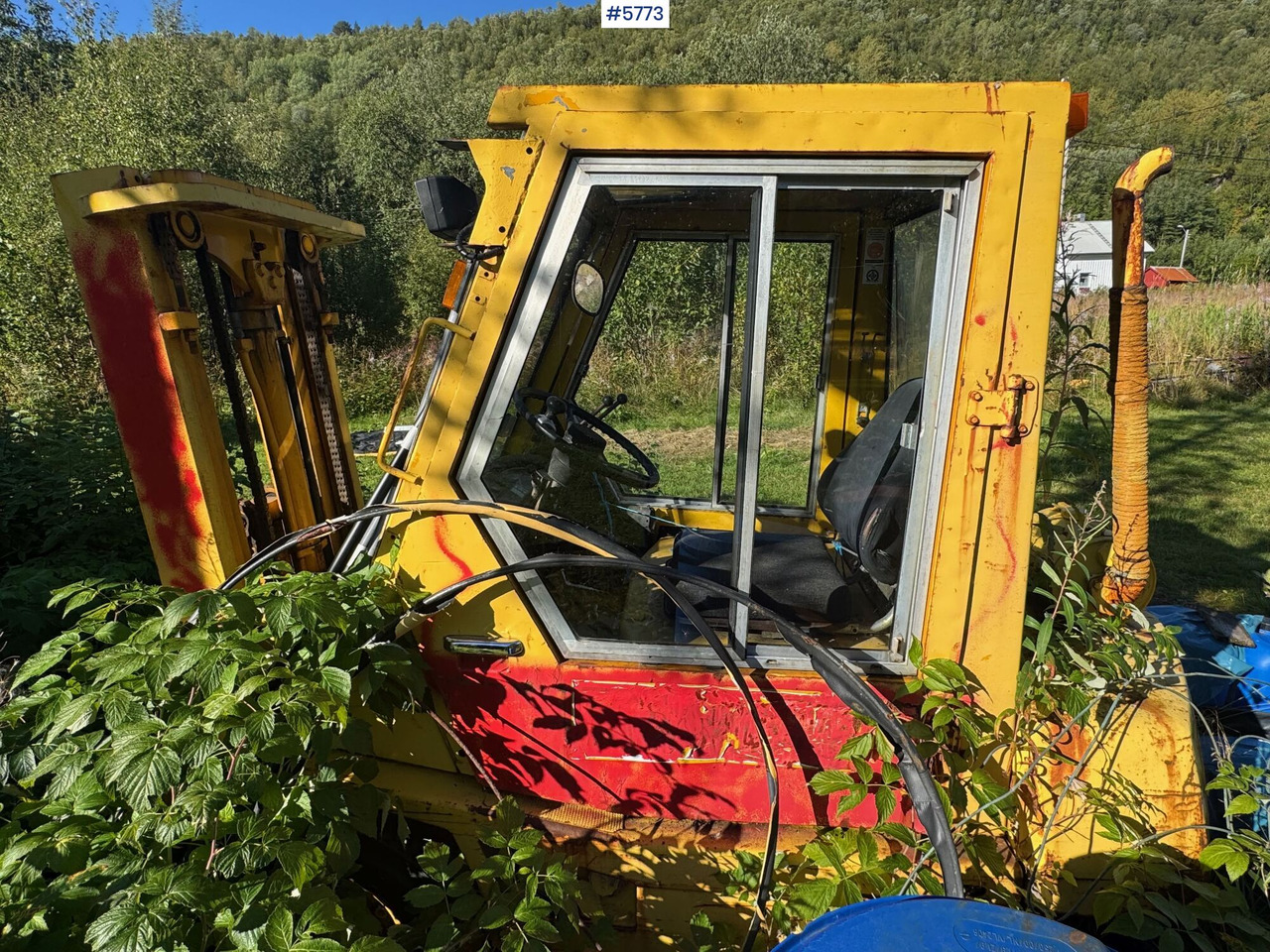 Toyota 02-3FD25 Truck. Repair object - رافعة شوكية: صورة 5 Toyota 02-3FD25 Truck. Repair object - رافعة شوكية: صورة 5