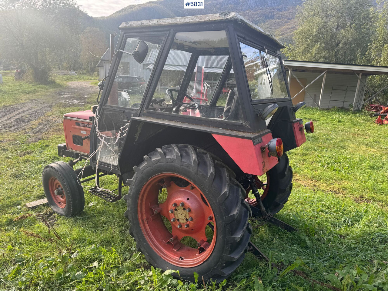 جرار Zetor 4911: صورة 10