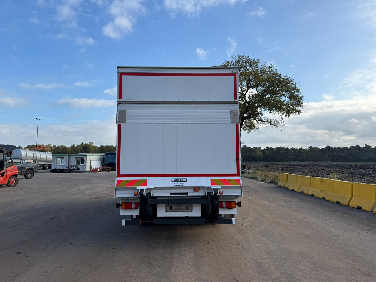 Mercedes Atego 1224 - شاحنة صندوقية: صورة 5 Mercedes Atego 1224 - شاحنة صندوقية: صورة 5