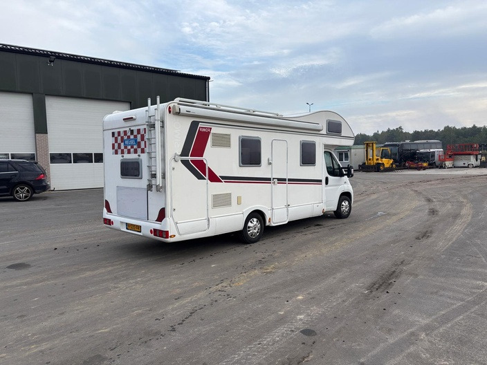 Rimor seal 9 - موتر هوم سقف عالي: صورة 3 Rimor seal 9 - موتر هوم سقف عالي: صورة 3