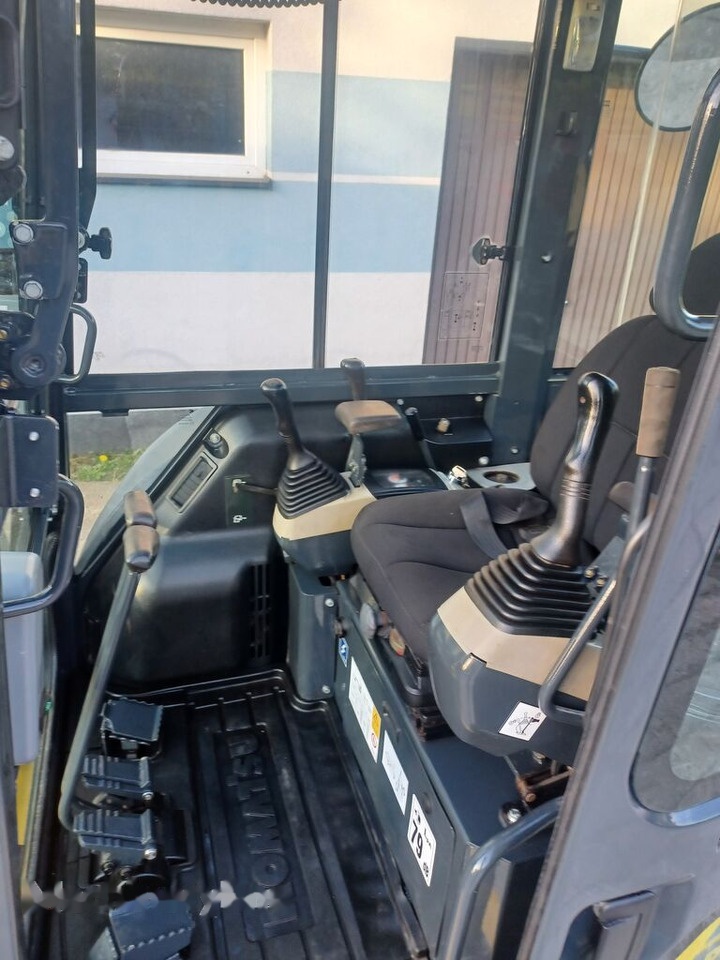 حفار صغير Komatsu PC30MR-3: صورة 10 حفار صغير Komatsu PC30MR-3: صورة 10