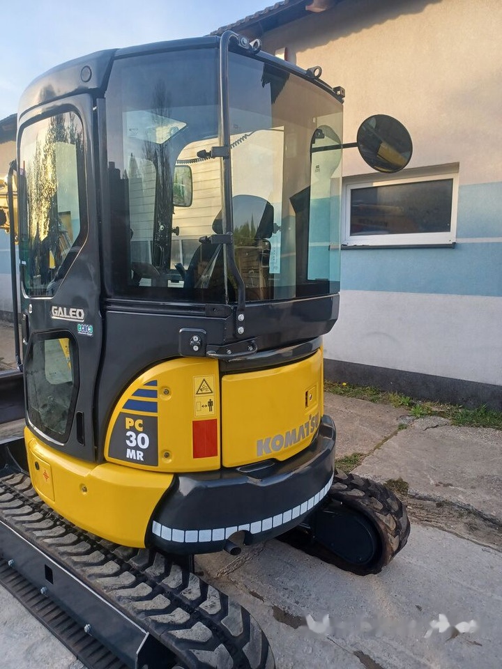 حفار صغير Komatsu PC30MR-3: صورة 8 حفار صغير Komatsu PC30MR-3: صورة 8