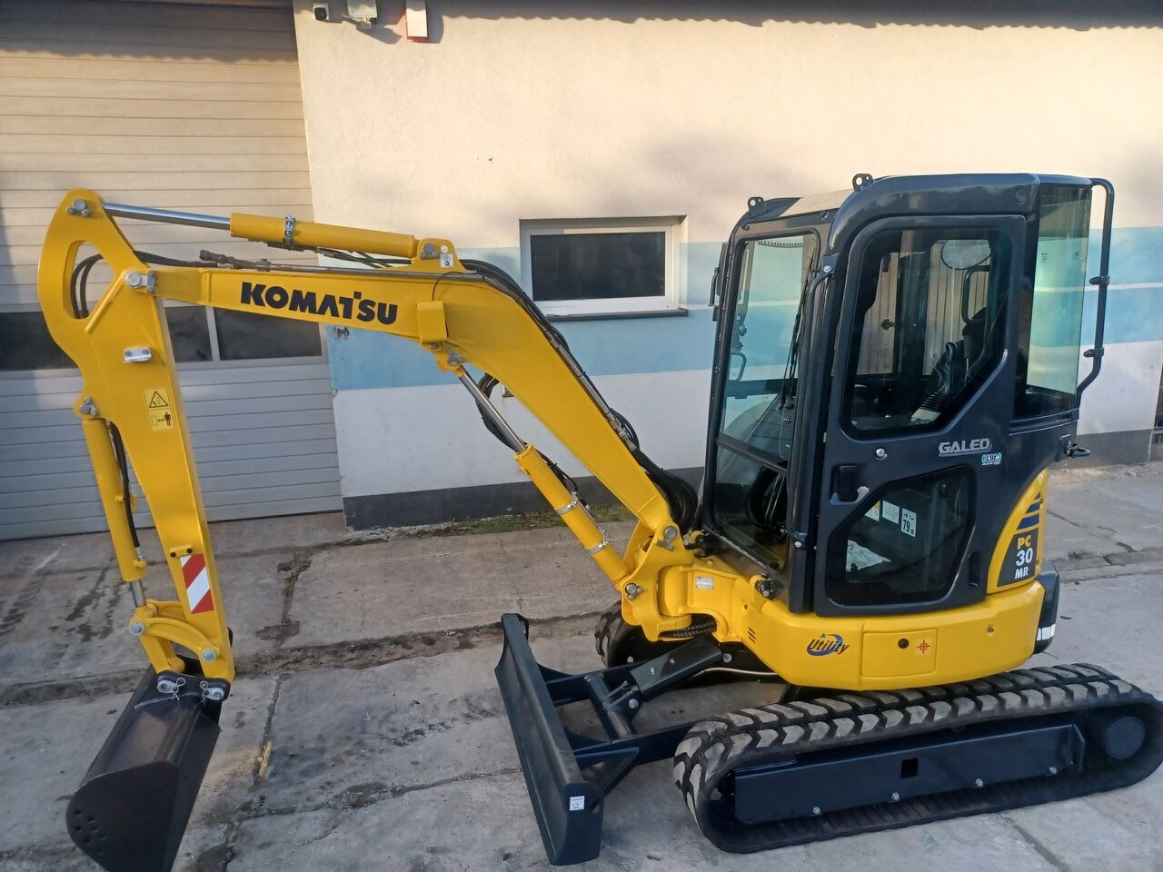 حفار صغير Komatsu PC30MR-3: صورة 6 حفار صغير Komatsu PC30MR-3: صورة 6