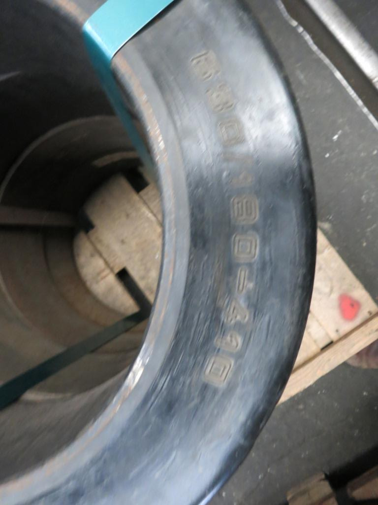 Bandagen Trelleborg 630 180 410 - إطارات: صورة 2 Bandagen Trelleborg 630 180 410 - إطارات: صورة 2