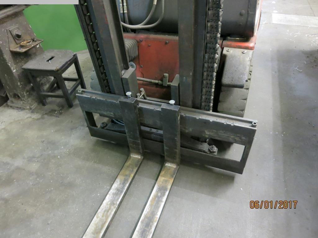 LINDE H25T - رافعة شوكية تعمل بالغاز: صورة 4 LINDE H25T - رافعة شوكية تعمل بالغاز: صورة 4
