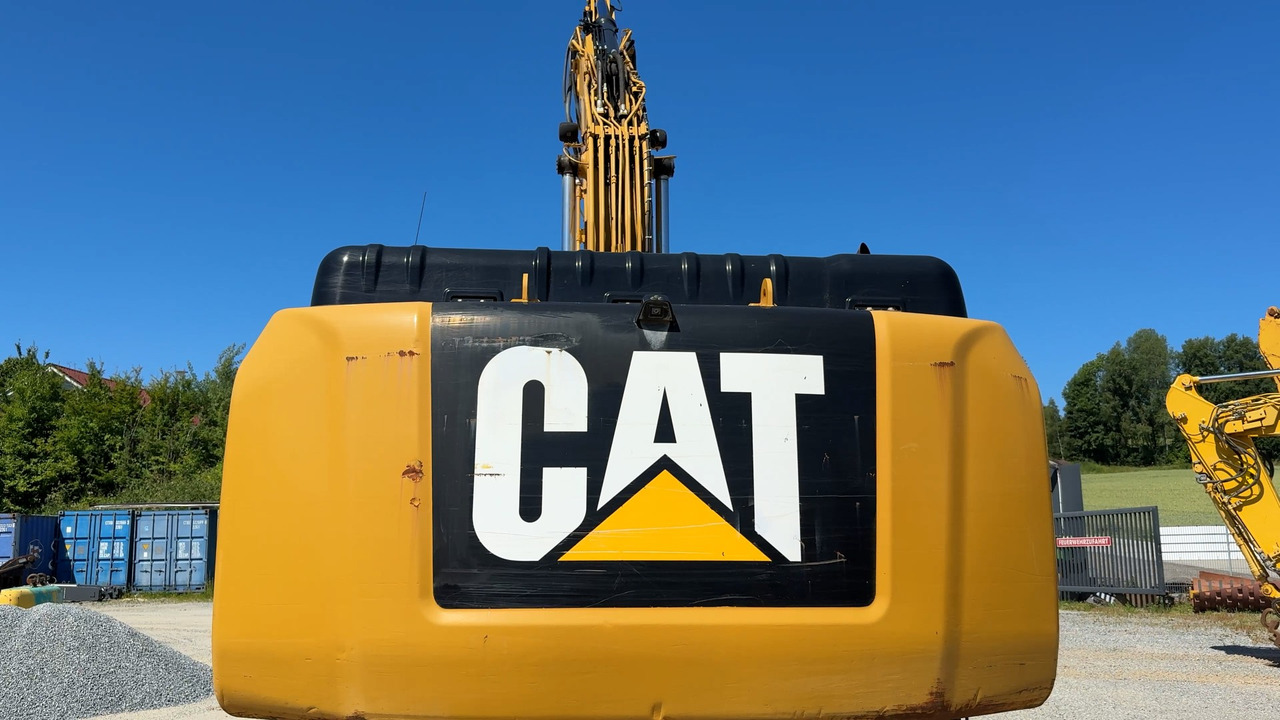 CATERPILLAR 326F - حفار زاحف: صورة 3 CATERPILLAR 326F - حفار زاحف: صورة 3