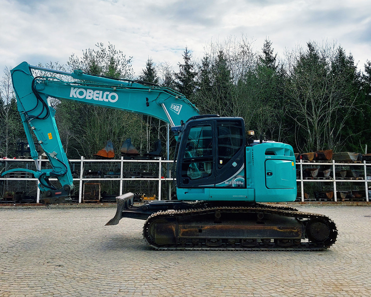 Kobelco SK230SRLC-5 - حفار زاحف: صورة 2 Kobelco SK230SRLC-5 - حفار زاحف: صورة 2