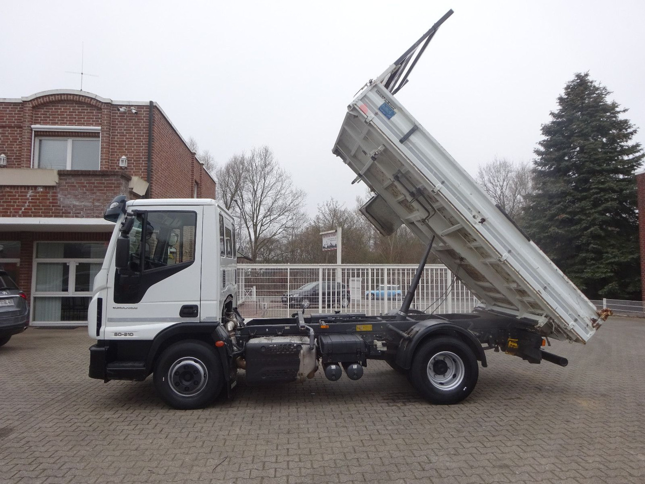 Iveco 80-210 Eurocargo MEILLER 3SKipper 4x2 - شاحنة قلاب: صورة 2 Iveco 80-210 Eurocargo MEILLER 3SKipper 4x2 - شاحنة قلاب: صورة 2