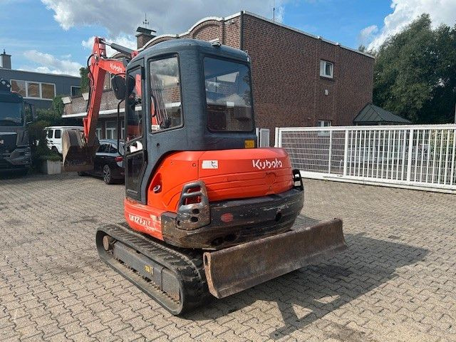 Kubota KX 121-3 Alpha Mini Bagger - حفار صغير: صورة 3 Kubota KX 121-3 Alpha Mini Bagger - حفار صغير: صورة 3