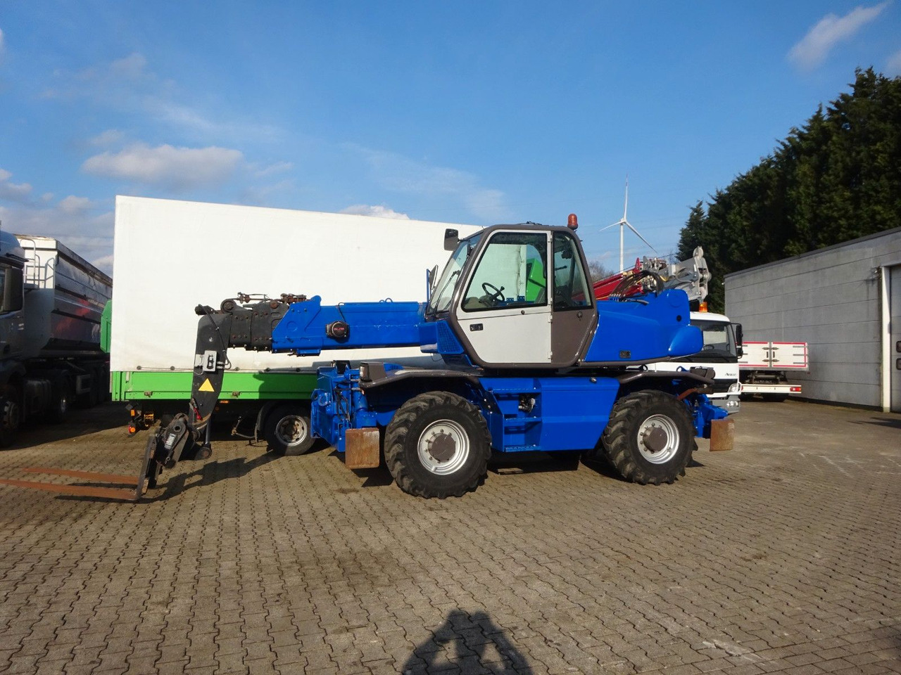 Manitou Teleskoplader MRT 2150 mit Palettengabel - آلة رفع ونقل تلسكوبية: صورة 3 Manitou Teleskoplader MRT 2150 mit Palettengabel - آلة رفع ونقل تلسكوبية: صورة 3