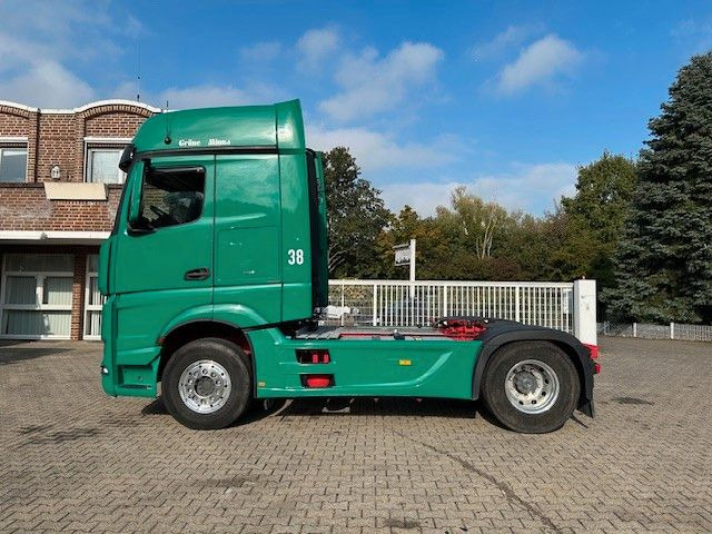 Mercedes-Benz 1851 Actros SZM mit Kipper-Pumpe 4x2 - رأس تريلا: صورة 3 Mercedes-Benz 1851 Actros SZM mit Kipper-Pumpe 4x2 - رأس تريلا: صورة 3