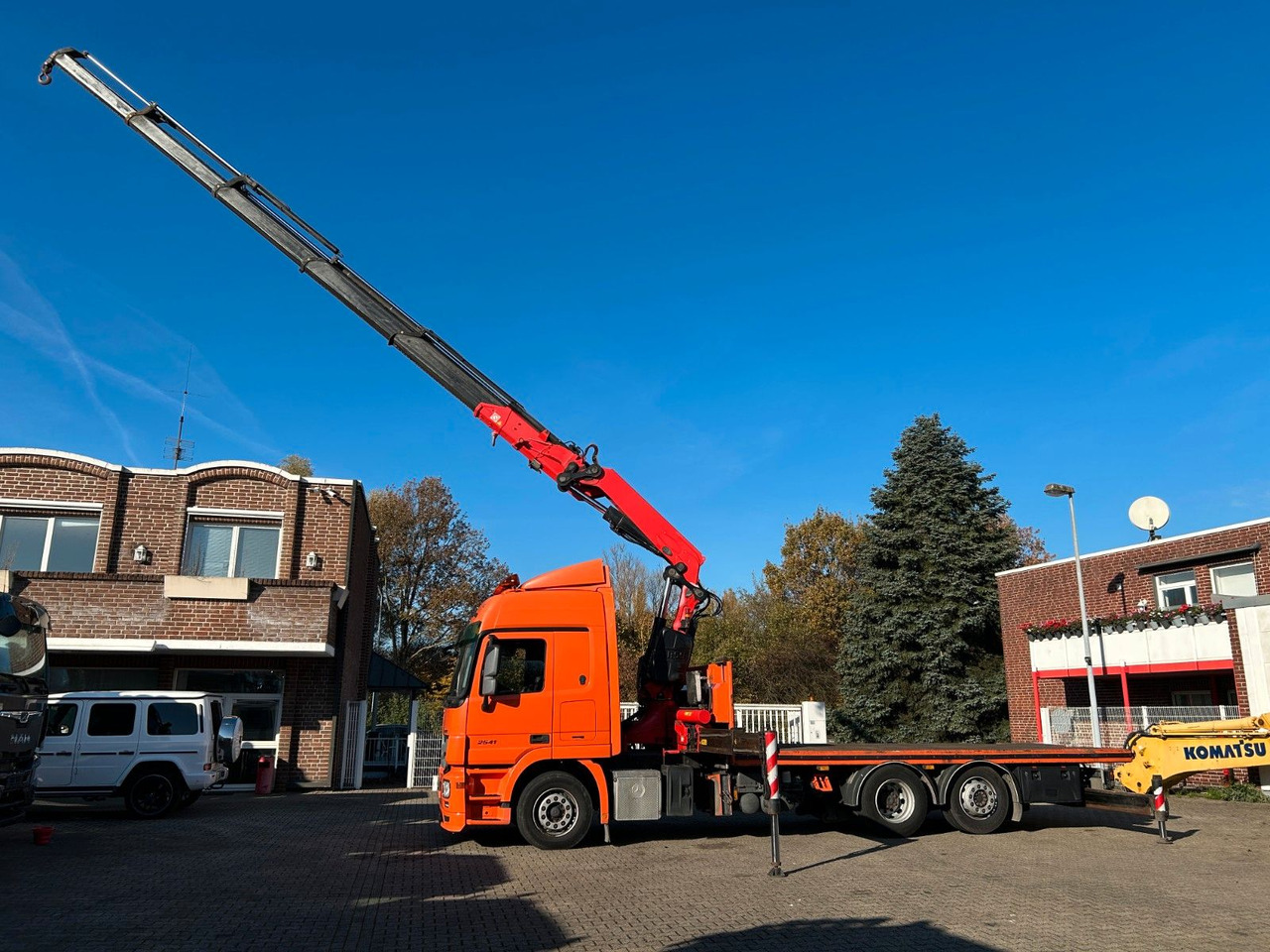 Mercedes-Benz 2541 Actros Plattform + FASSI Kran 6X2 - شاحنة كرين: صورة 1 Mercedes-Benz 2541 Actros Plattform + FASSI Kran 6X2 - شاحنة كرين: صورة 1